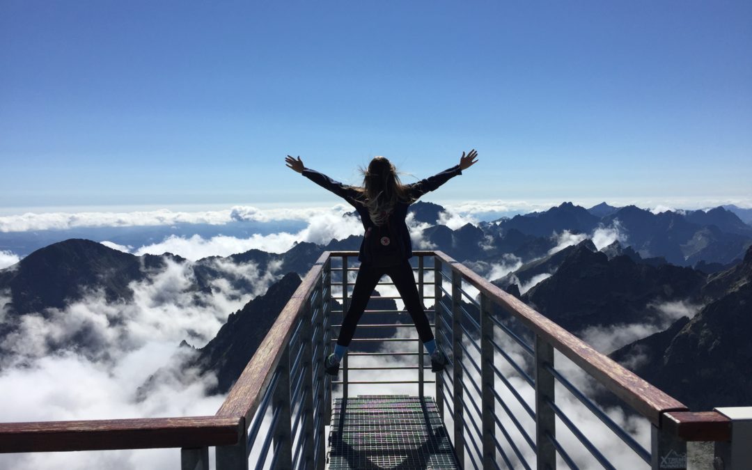 How a Business Coach Had Her First $25,000 Month Thanks to Her What Do You Do Statement (And the 5 Keys for Crafting Yours)